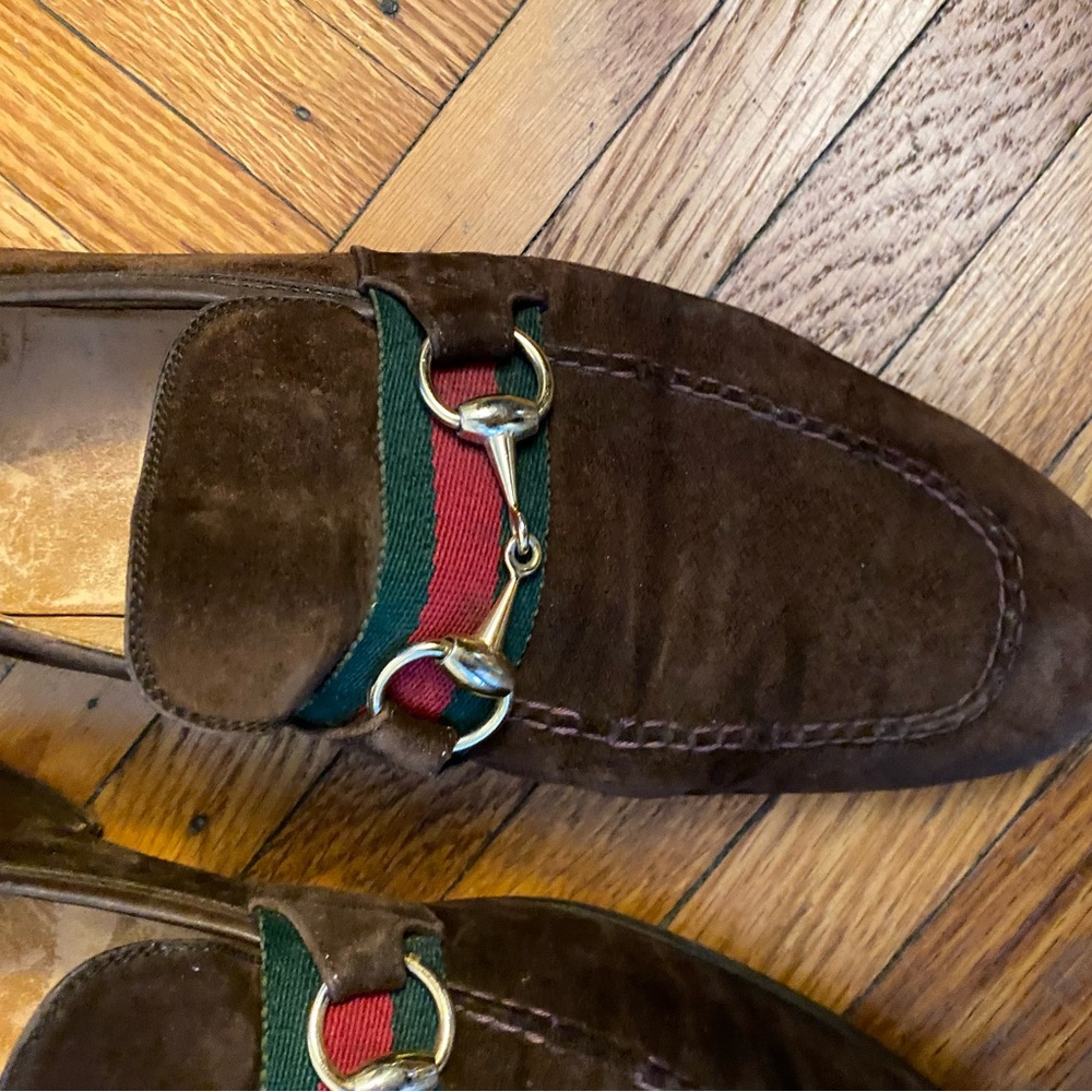 Mens Gucci suede loafers! - Picture 2 of 15